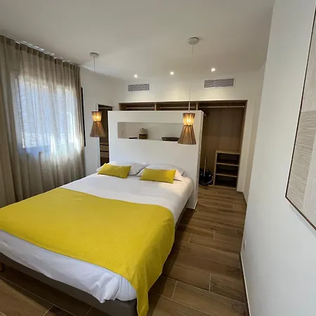 Lejlighedshotel L'altra Storia 3*